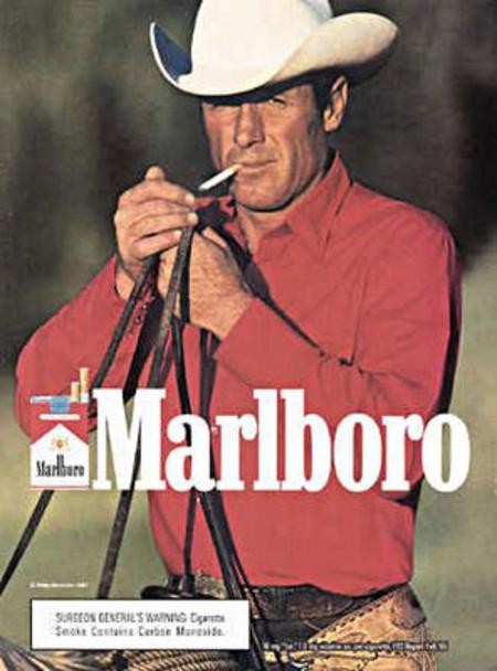Hãng Marlboro nổi tiếng với hình ảnh chàng cao bồi hút thuốc. Quảng cáo có từ những năm 50.